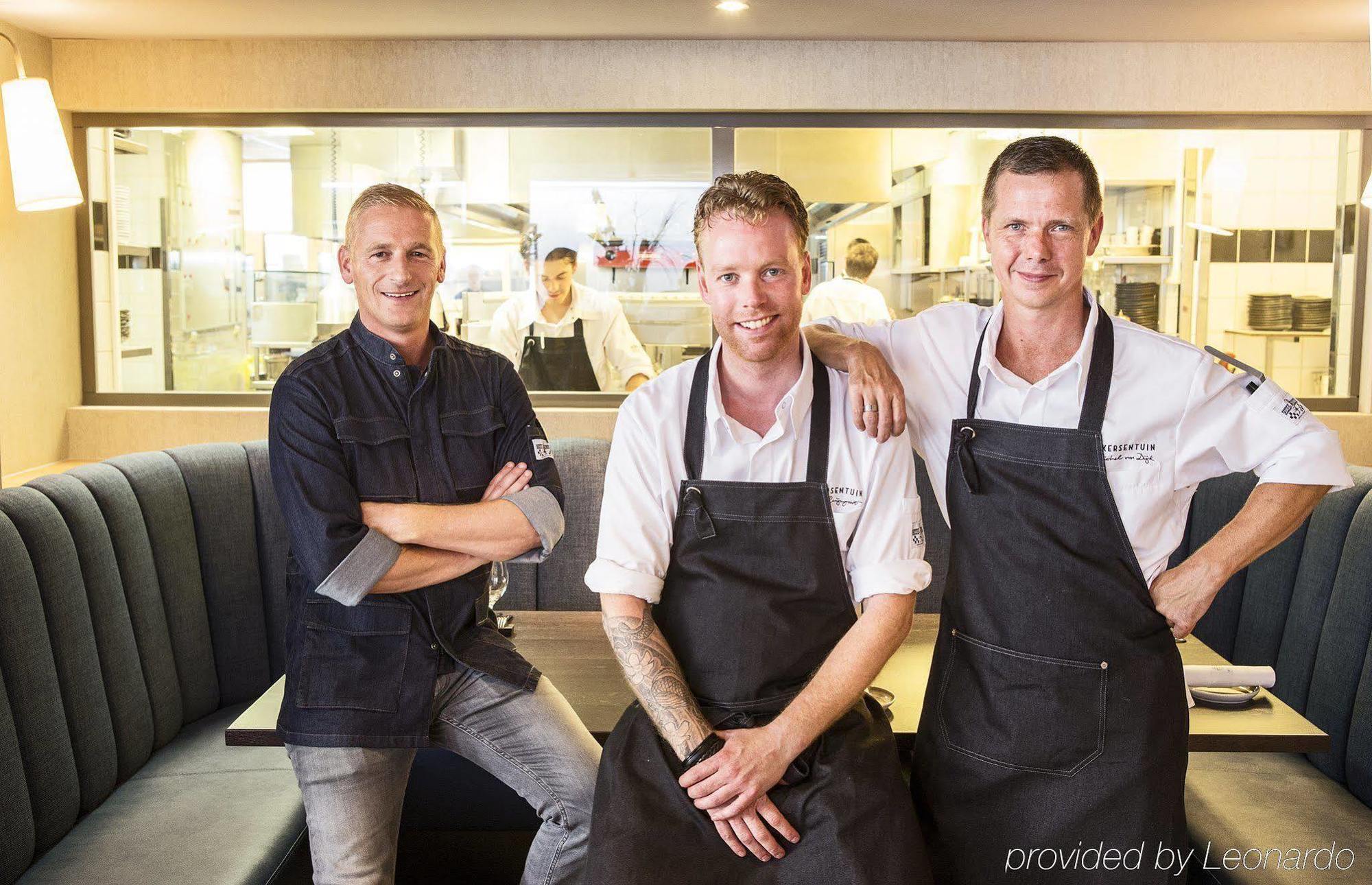 Bilderberg Garden Hotel Amsterdam Esterno foto The team of the restaurant in 2015